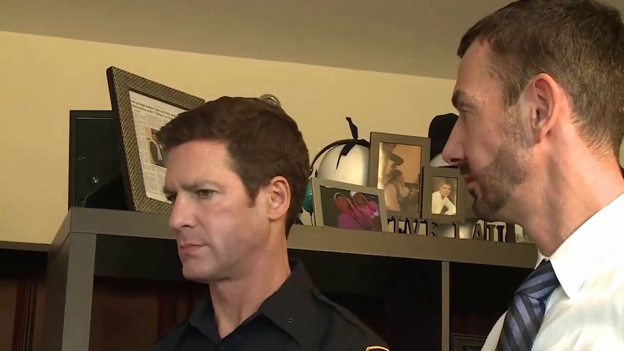 Hung Cops Unload